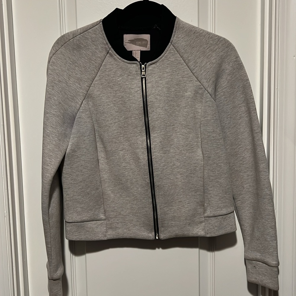 Cute Grey jacket! - Picture 3 of 3
